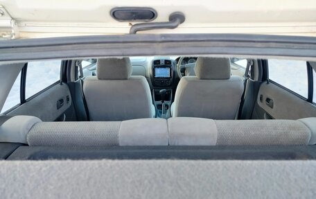 Mazda Familia, 1998 год, 330 000 рублей, 9 фотография