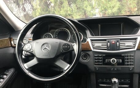 Mercedes-Benz E-Класс, 2011 год, 1 850 000 рублей, 7 фотография