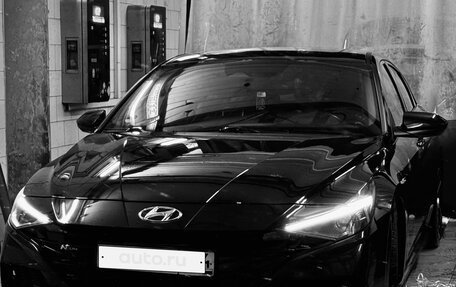 Hyundai Elantra, 2021 год, 1 970 000 рублей, 3 фотография