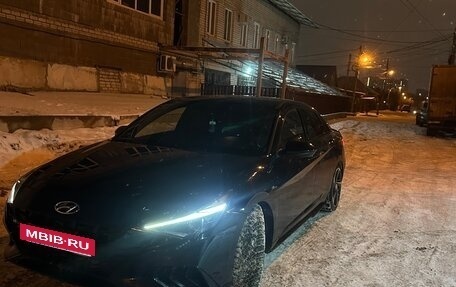 Hyundai Elantra, 2021 год, 1 970 000 рублей, 2 фотография