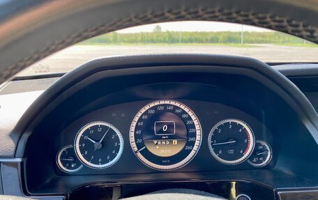 Mercedes-Benz E-Класс, 2011 год, 1 850 000 рублей, 10 фотография