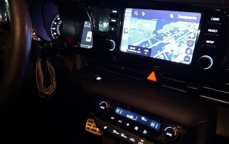 Hyundai Elantra, 2021 год, 1 970 000 рублей, 13 фотография