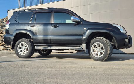 Toyota Land Cruiser Prado 120 рестайлинг, 2006 год, 1 650 000 рублей, 6 фотография