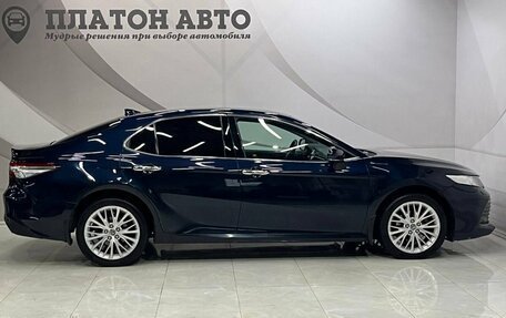 Toyota Camry, 2018 год, 3 100 000 рублей, 3 фотография