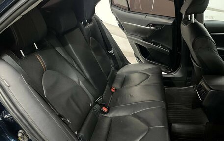 Toyota Camry, 2018 год, 3 100 000 рублей, 23 фотография