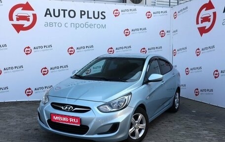 Hyundai Solaris II рестайлинг, 2013 год, 880 000 рублей, 1 фотография