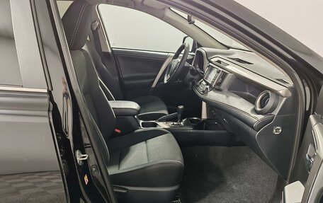 Toyota RAV4, 2017 год, 2 299 000 рублей, 20 фотография