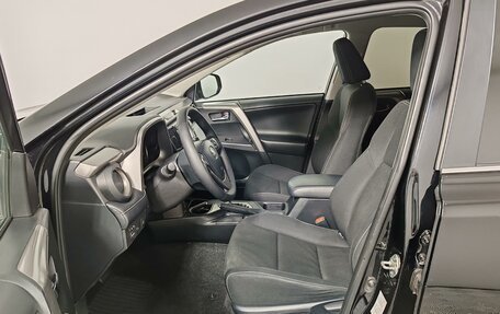 Toyota RAV4, 2017 год, 2 299 000 рублей, 16 фотография