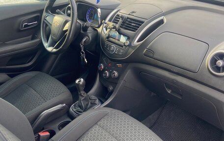 Chevrolet Tracker III, 2015 год, 855 000 рублей, 9 фотография