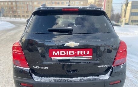 Chevrolet Tracker III, 2015 год, 855 000 рублей, 4 фотография