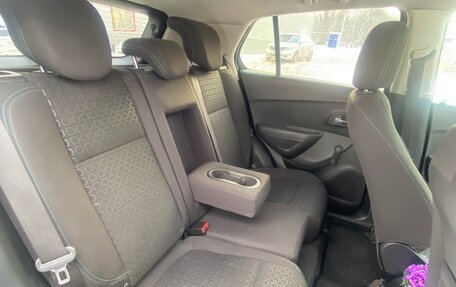 Chevrolet Tracker III, 2015 год, 855 000 рублей, 10 фотография