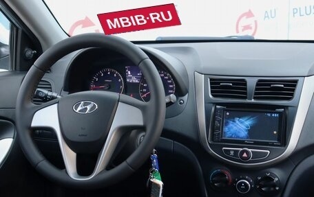 Hyundai Solaris II рестайлинг, 2013 год, 880 000 рублей, 10 фотография