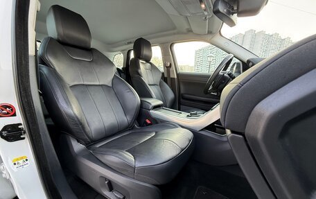 Land Rover Range Rover Evoque I, 2018 год, 2 350 000 рублей, 21 фотография