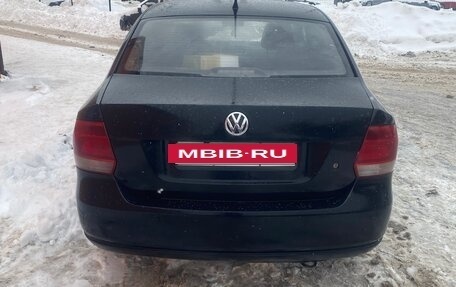 Volkswagen Polo VI (EU Market), 2011 год, 650 000 рублей, 3 фотография