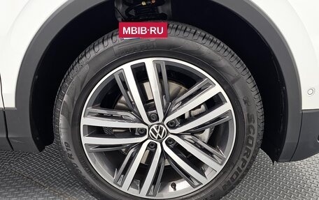 Volkswagen Tiguan, 2024 год, 4 099 000 рублей, 5 фотография