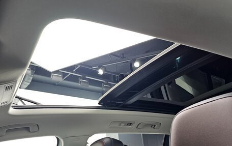 Volkswagen Tiguan, 2024 год, 4 099 000 рублей, 17 фотография