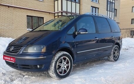 Volkswagen Sharan I рестайлинг, 2007 год, 620 000 рублей, 1 фотография