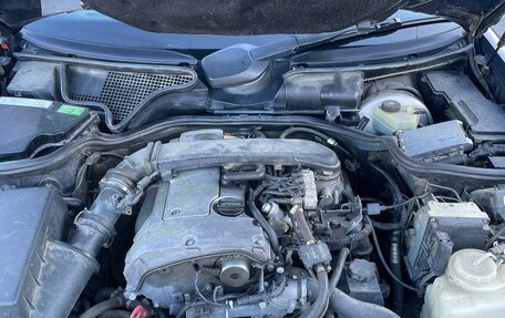 Mercedes-Benz E-Класс, 1996 год, 500 000 рублей, 16 фотография