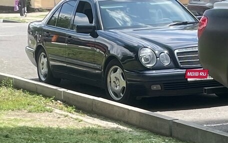 Mercedes-Benz E-Класс, 1996 год, 500 000 рублей, 27 фотография