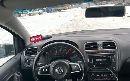 Volkswagen Polo VI (EU Market), 2018 год, 800 000 рублей, 16 фотография