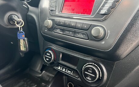 KIA Rio III рестайлинг, 2012 год, 635 000 рублей, 14 фотография