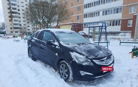 Hyundai Solaris II рестайлинг, 2014 год, 3 фотография