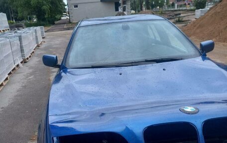 BMW 5 серия, 2001 год, 350 000 рублей, 16 фотография