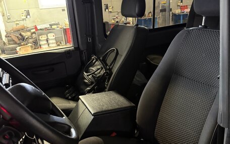 Land Rover Defender I, 2012 год, 3 100 000 рублей, 17 фотография