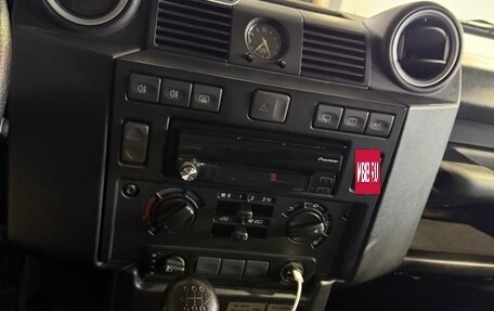 Land Rover Defender I, 2012 год, 3 100 000 рублей, 16 фотография