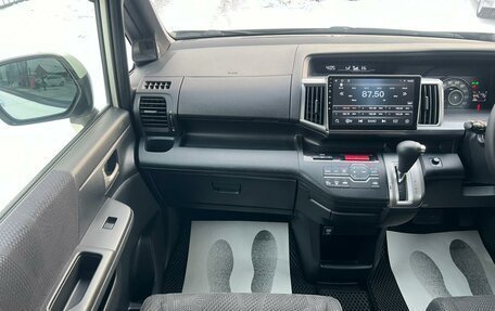 Honda Stepwgn IV, 2012 год, 1 459 000 рублей, 19 фотография