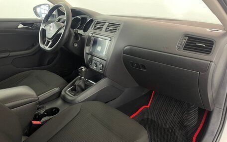 Volkswagen Jetta VI, 2015 год, 1 110 000 рублей, 9 фотография