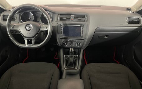 Volkswagen Jetta VI, 2015 год, 1 110 000 рублей, 10 фотография