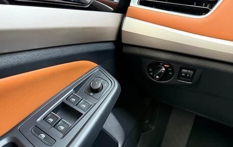 Volkswagen Bora, 2024 год, 2 400 000 рублей, 14 фотография