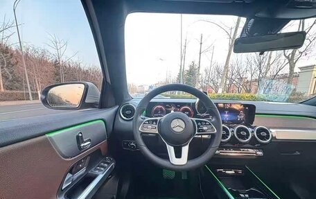 Mercedes-Benz GLB, 2021 год, 2 020 000 рублей, 8 фотография