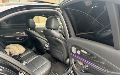 Mercedes-Benz E-Класс, 2020 год, 4 450 000 рублей, 9 фотография