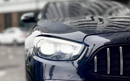 Mercedes-Benz E-Класс, 2020 год, 4 450 000 рублей, 5 фотография