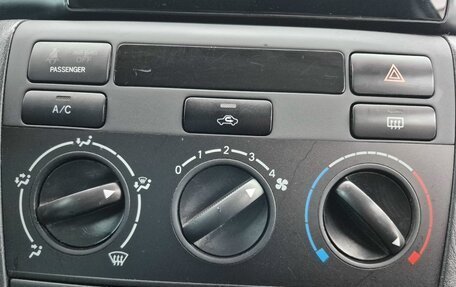 Toyota Corolla, 2006 год, 490 000 рублей, 18 фотография