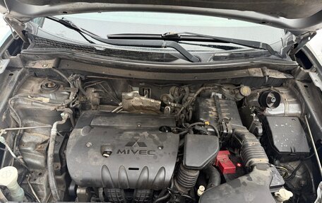 Mitsubishi Outlander III рестайлинг 3, 2012 год, 1 000 000 рублей, 16 фотография