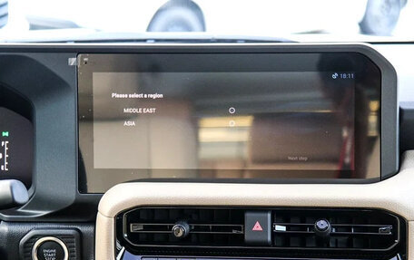 Toyota Land Cruiser Prado, 2025 год, 9 940 000 рублей, 13 фотография