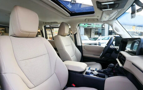 Toyota Land Cruiser Prado, 2025 год, 9 940 000 рублей, 17 фотография