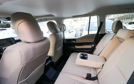 Toyota Land Cruiser Prado, 2025 год, 9 940 000 рублей, 18 фотография