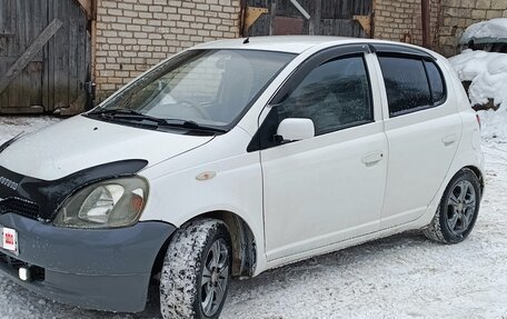 Toyota Vitz, 2001 год, 300 000 рублей, 7 фотография