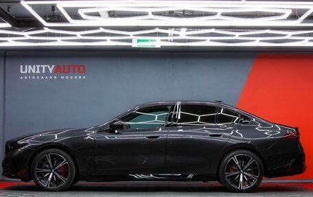 BMW 5 серия, 2024 год, 8 790 000 рублей, 2 фотография