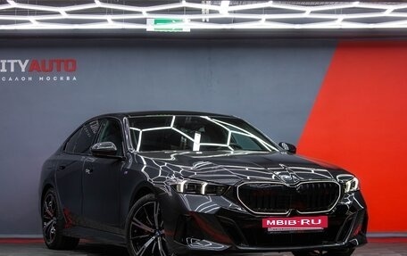 BMW 5 серия, 2024 год, 8 790 000 рублей, 7 фотография