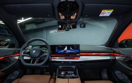 BMW 5 серия, 2024 год, 8 790 000 рублей, 26 фотография