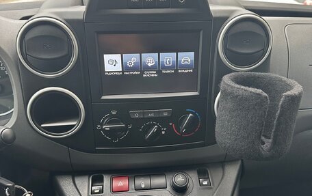 Peugeot Partner II рестайлинг 2, 2017 год, 1 400 000 рублей, 12 фотография