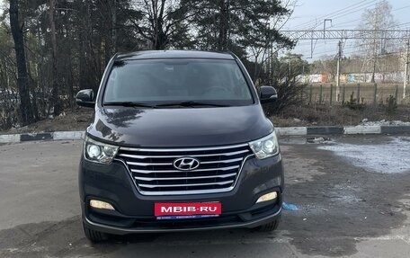Hyundai Grand Starex Grand Starex I рестайлинг 2, 2019 год, 4 500 000 рублей, 1 фотография
