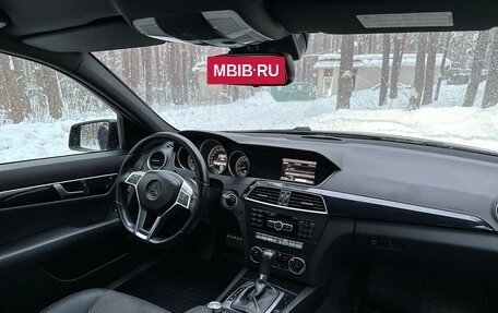 Mercedes-Benz C-Класс, 2013 год, 1 290 000 рублей, 32 фотография