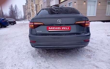 Volkswagen Jetta VII, 2018 год, 1 750 000 рублей, 2 фотография