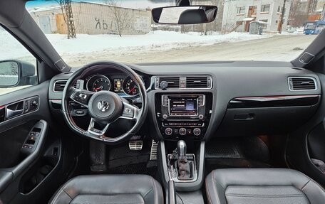 Volkswagen Jetta VI, 2016 год, 1 700 000 рублей, 8 фотография